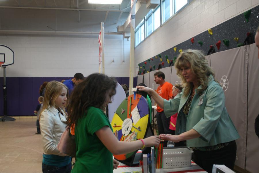 The Elementary Carnival was a big hit as 300-400 people showed up for the event.