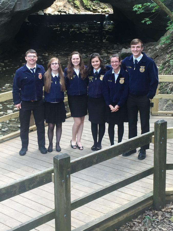 FFA Seniors, from left to right: Brandon Grant, Sam Akin, Lauren Overy, Britney Lawless, Hunter Hurt, and Lucas Alsup. 