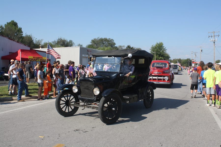 Citizens of Fair Grove drive their classic cars during the Fall Festival parade. PHOTO BY NEWSPAPER STAFF