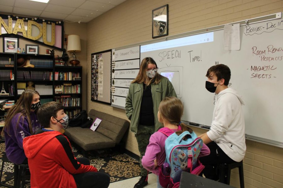Cooper Zumwalt teaching middle schoolers the arts of Speech and Debate, photo credit to the 2020-2021 FG Newspaper staff.