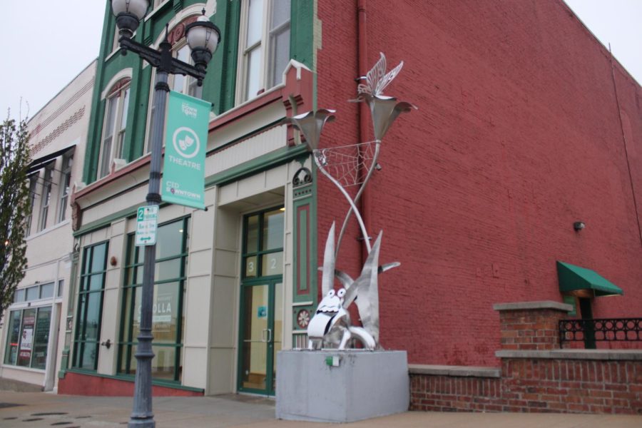 Statue Mick the Frog Takes a Holiday by James Douglas Cox. Sponsored by the McQueary Family located on 362 N. Booneville Ave in downtown art district. (Photo provided by Hannah Bruner).