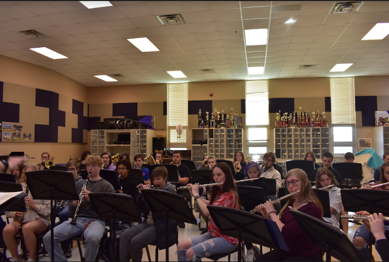 Fair Grove High School Band practicing, clearly pictured in the front row left to right is Nicky Hamp, Alivia Kimbriel, Zoey Hupman, and Serenity Davis. (Photo by Fair Grove newspaper team).