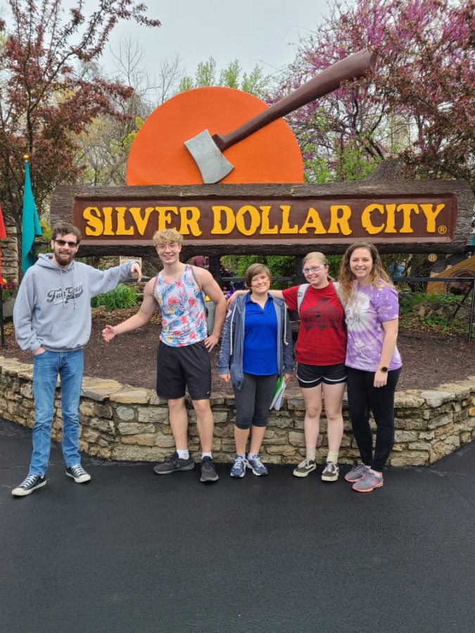 Fair Grove students at Silver Dollar City for math convention. Names from left to right Alex Bates, Nicky Hamp, Alivia Kimbriel, Serenity Davis, and Susan Feldman. (Photo provided by FGS Newspaper) 