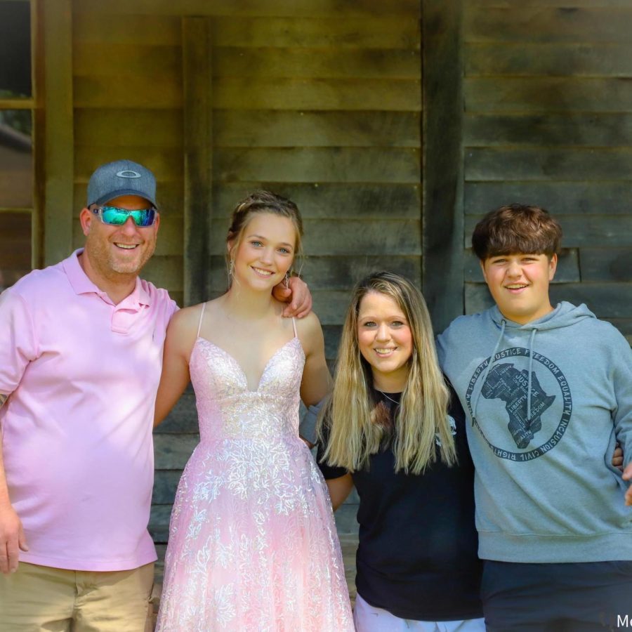 From the left, Mike Green, Taylor Green, Melissa Green, and Gage Green. (Photo provided by Melissa Green).