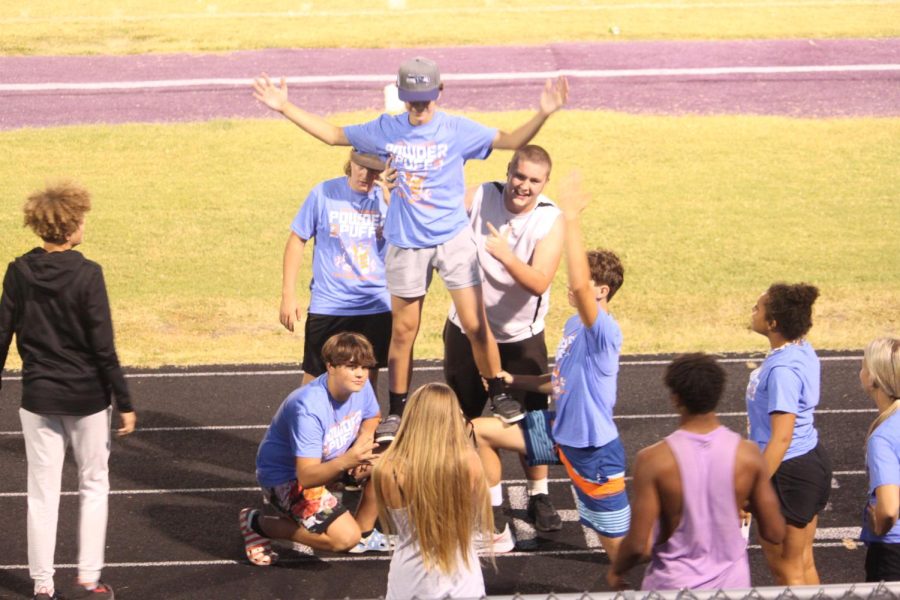 The robbers team cheerleaders performing for their team. (Photo by Baily Carll.)