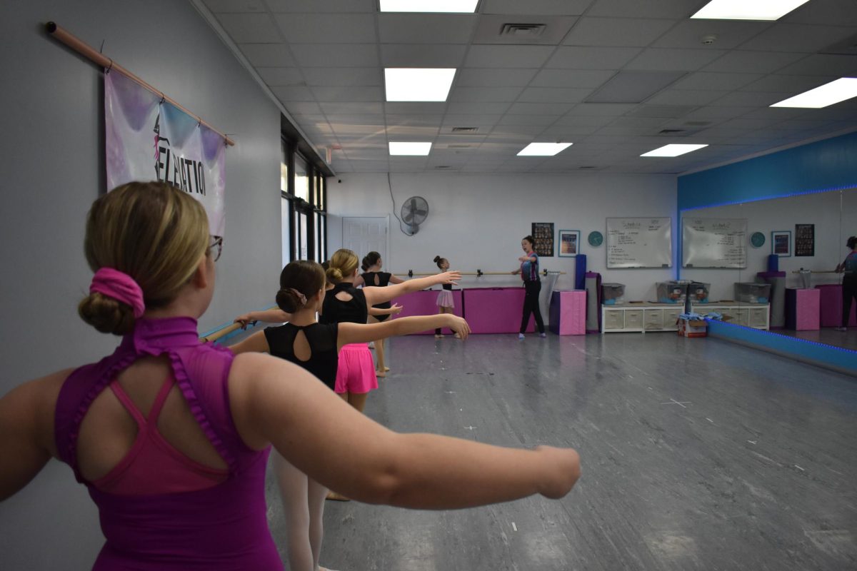 Kristen Strickland Teaching one of the Elevations dance classes