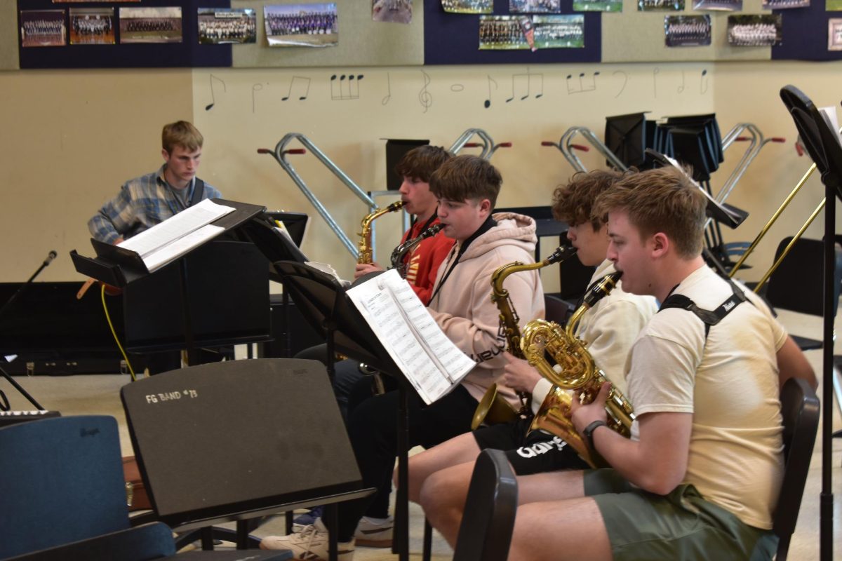 Jazz Combo practicing their music during advisory. Their next performance is April 3rd, 2026.
From left to right: James Boyer (11), Patrick Griffin (9), Anderson Teaster (10), Timothy Barber (11), Waylon Wright (12)
